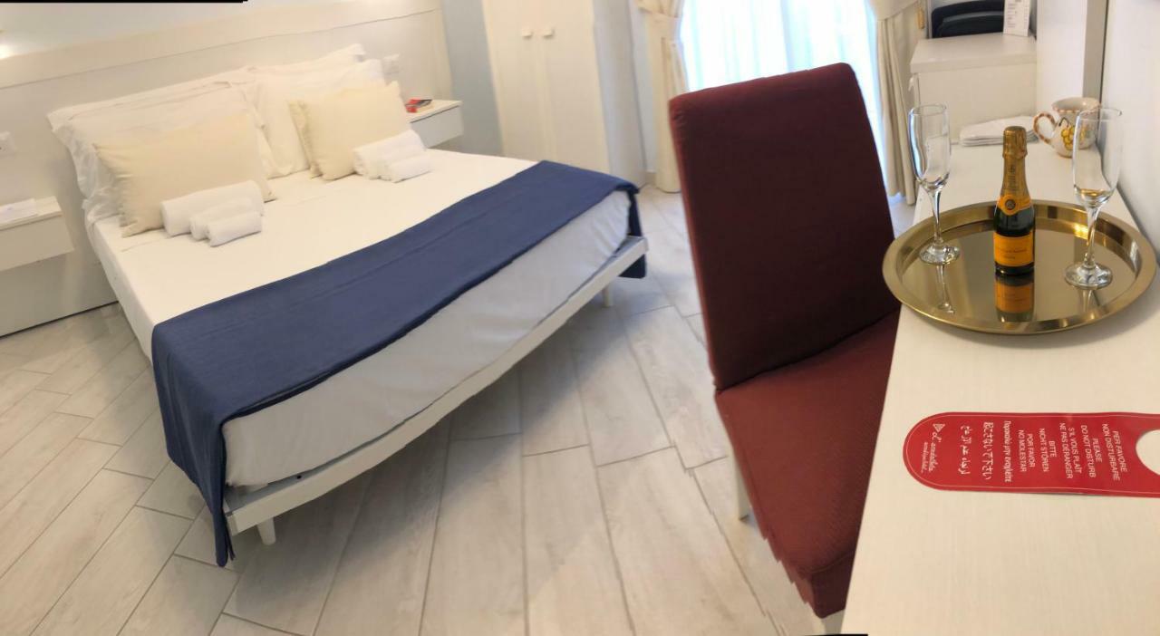 Maison Claudette Toledo Nápoly Kültér fotó